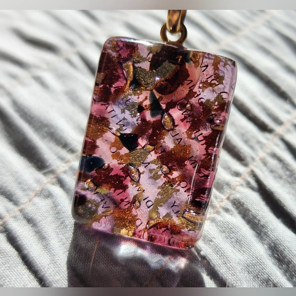 Preowned Murano glass necklace/pendant‎